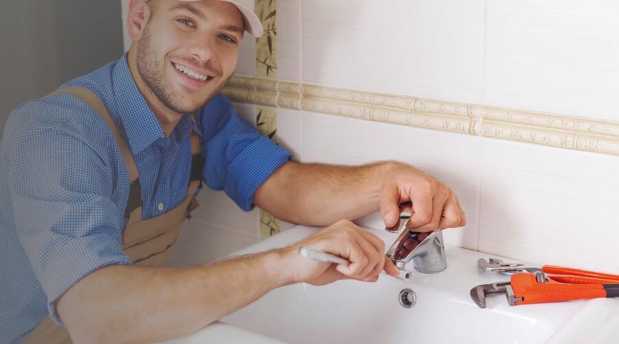 Professional clogged drains services in Molena, GA